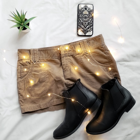 Mossimo Supply Co. Dresses & Skirts - Tan corduroy mini skirt Mossimo Supply Co. Dresses & Skirts - Tan corduroy mini skirt